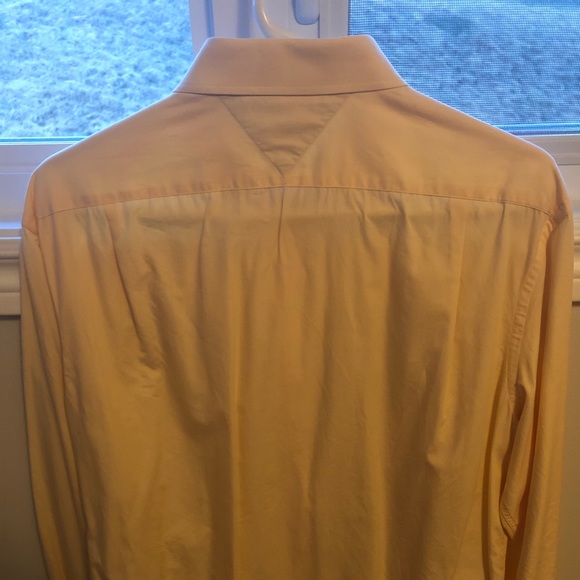 Tommy Hilfiger Dress Shirt - Picture 2 of 3